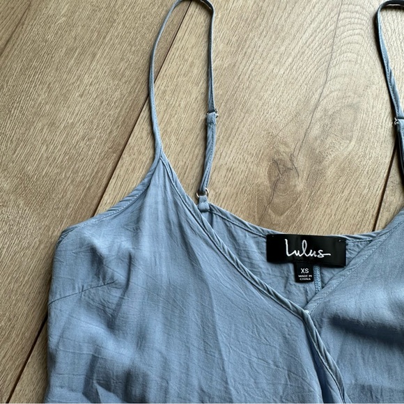 Lulu’s Wrap Top - Picture 2 of 3